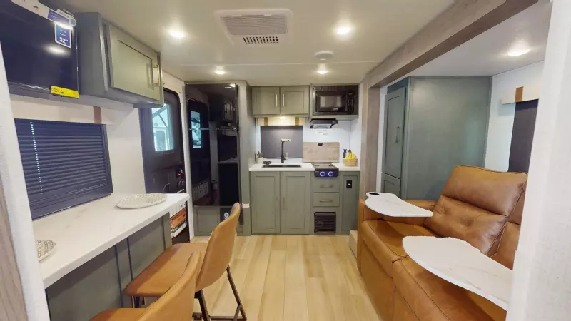 NB19.0 Floorplan Main Room