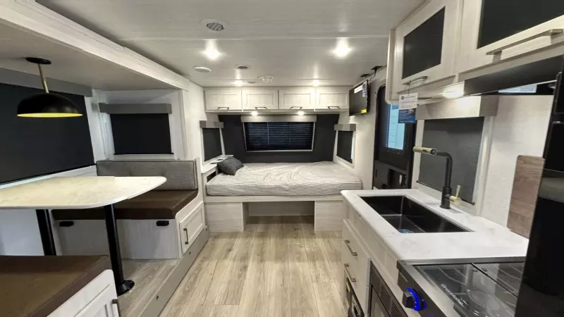 19BHLE Floorplan Main Room